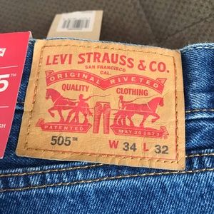 Levi nwt